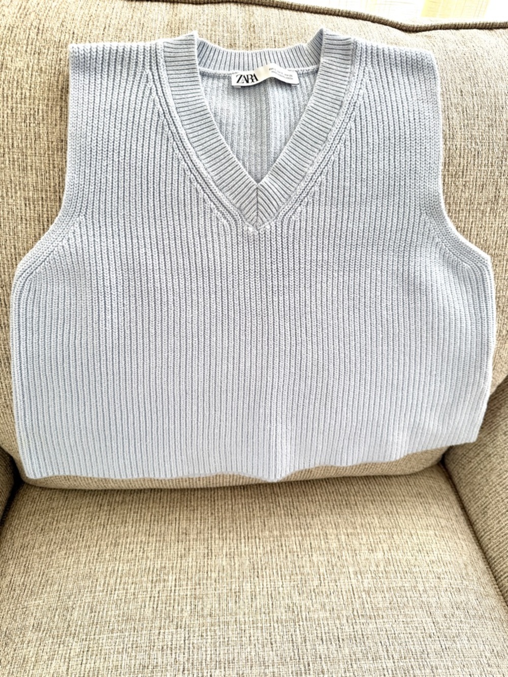 ZARA Light Blue V-Neck Ribbed Knit Sweater Vest